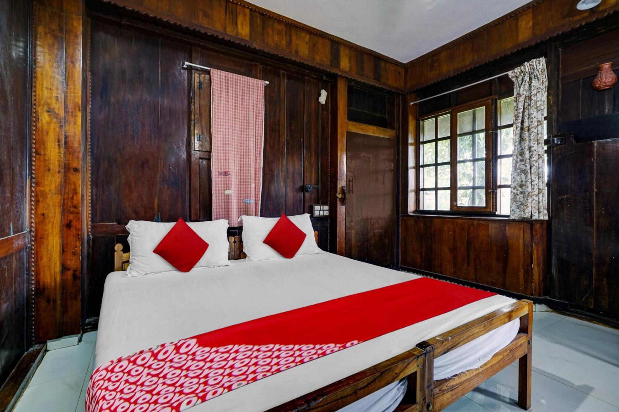 Oyo Flagship Meadow View Inn Thekkady Extérieur photo